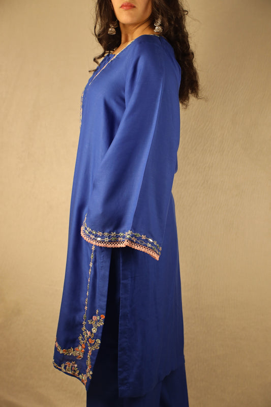 ROYAL BLUE, V-NECK EMBELLISHED SUIT