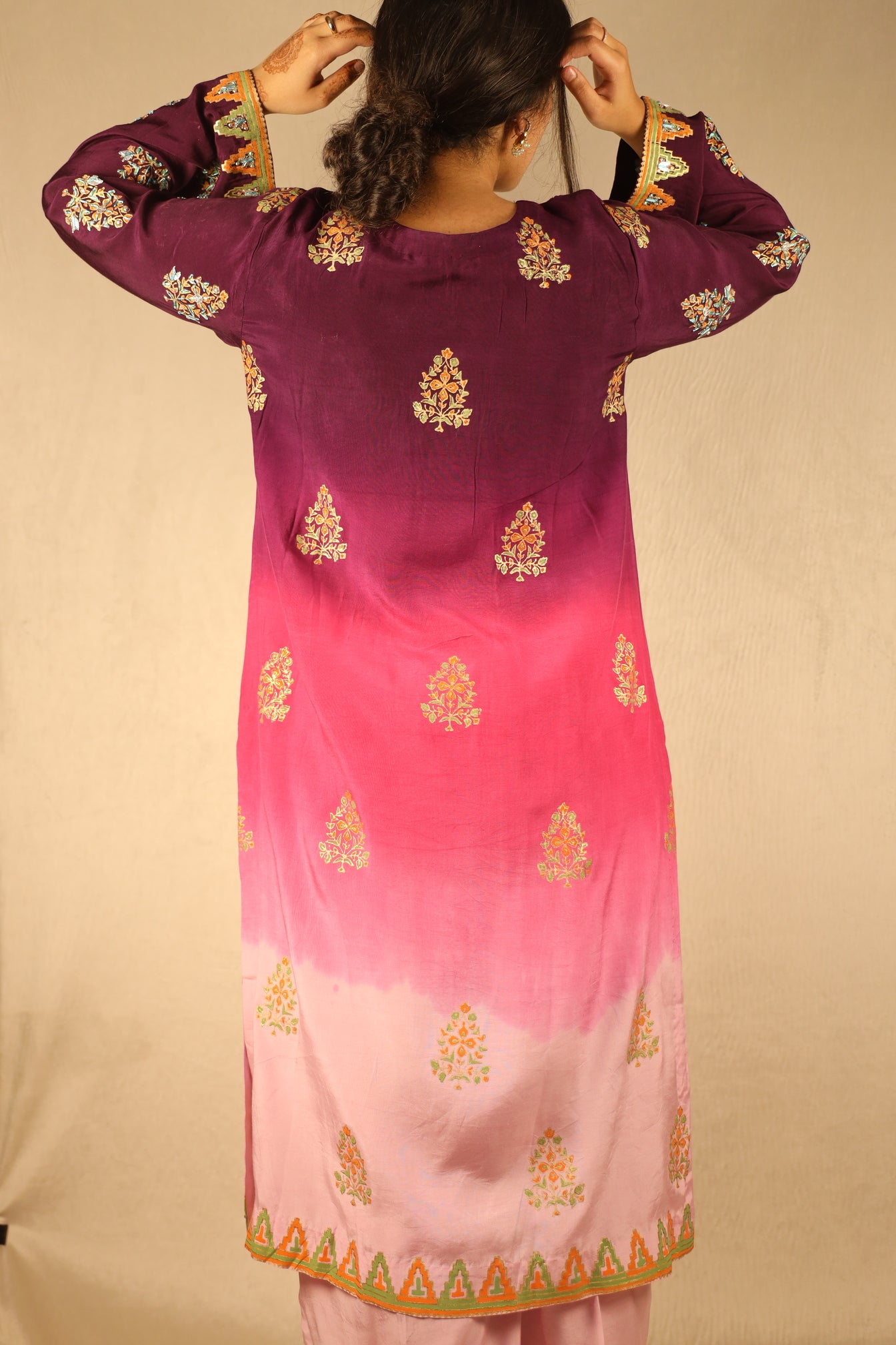 FAALSA OMBRE', BLOCK-PRINTED EMBELLISHED SUIT