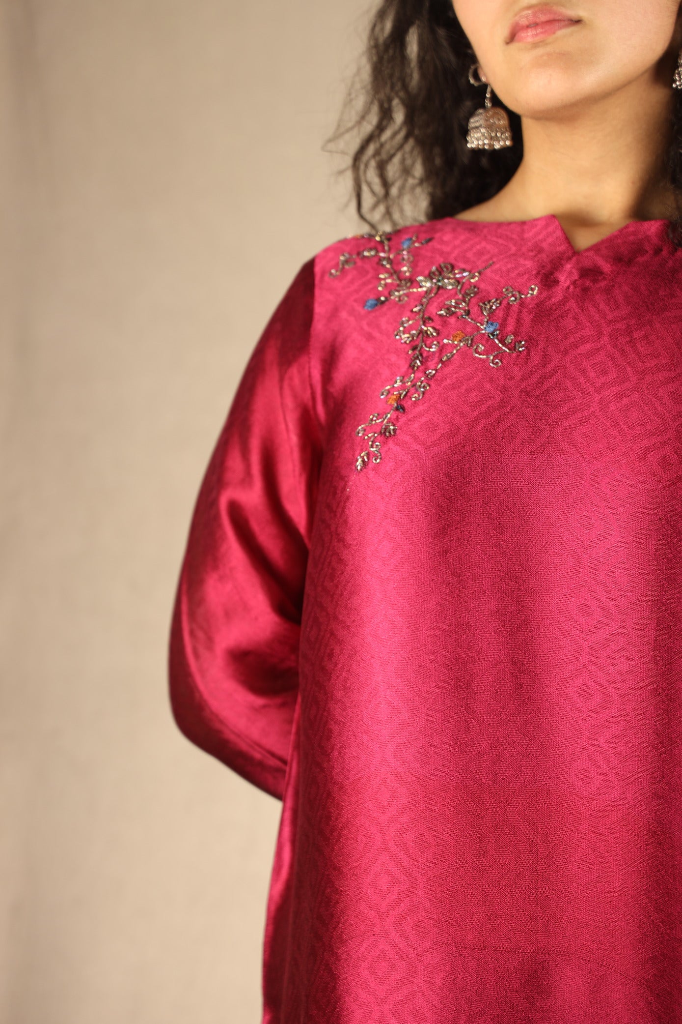 MAGENTA EMBELLISHED SUIT