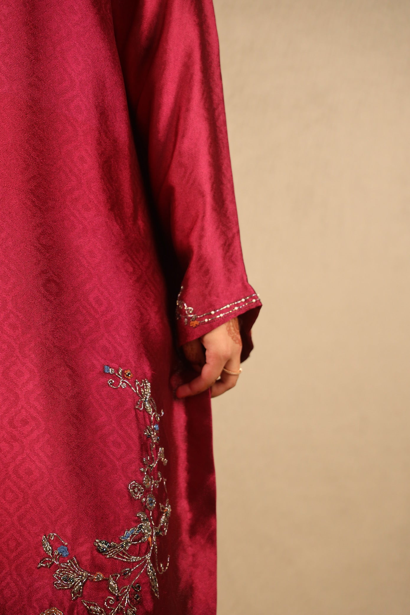 MAGENTA EMBELLISHED SUIT